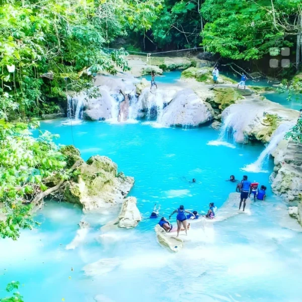 BLUE HOLE